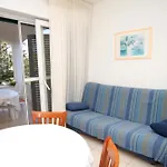 Apartments By The Sea Verunic, Dugi Otok - 8103 * Veli Rat