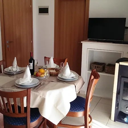 Apartments By The Sea Verunic, Dugi Otok - 8103 *