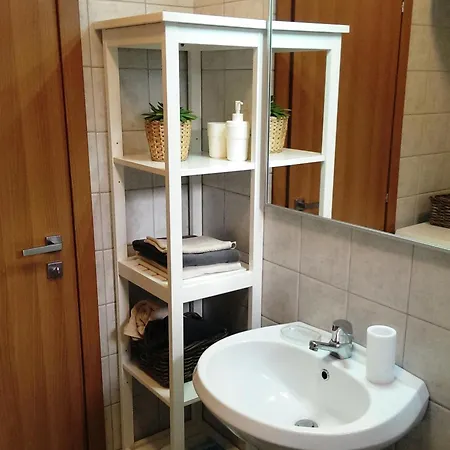 Apartments By The Sea Verunic, Dugi Otok - 8103 Apartment *